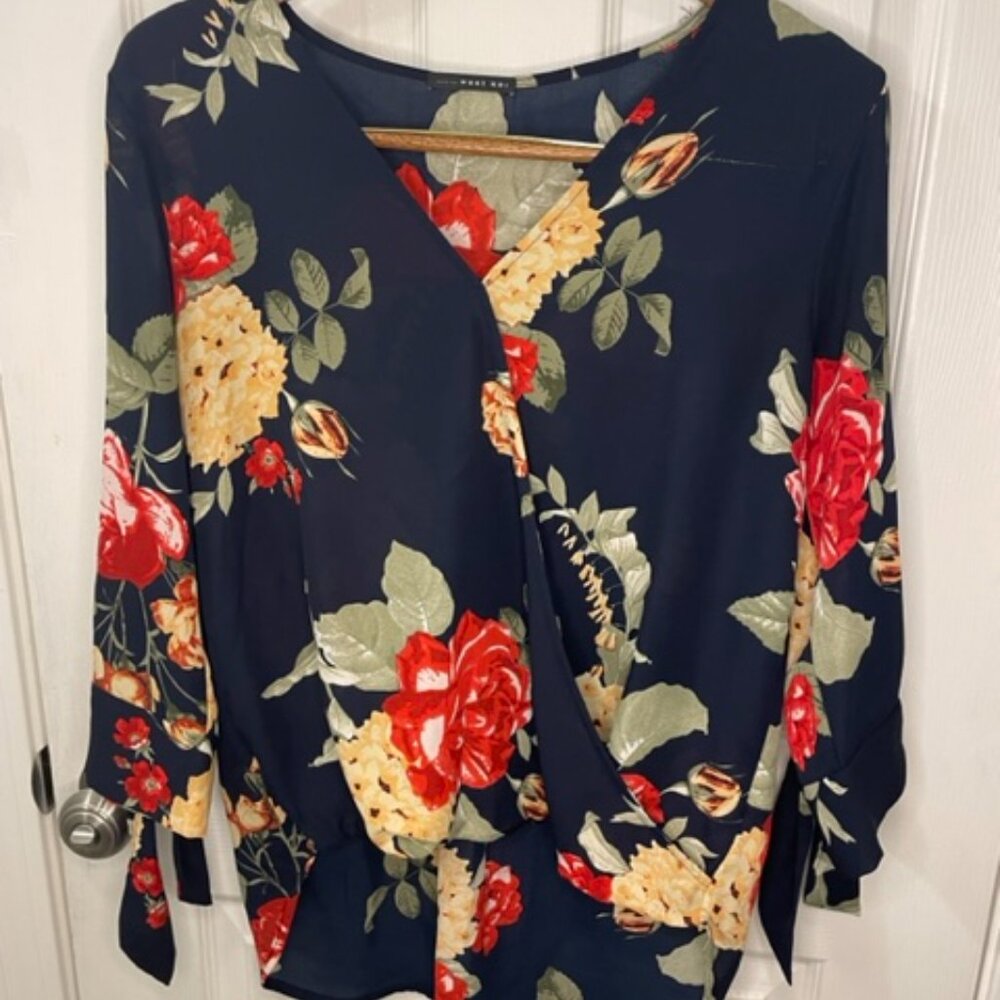 WEST KEI - Allan Tie Sleeve High Low Blouse